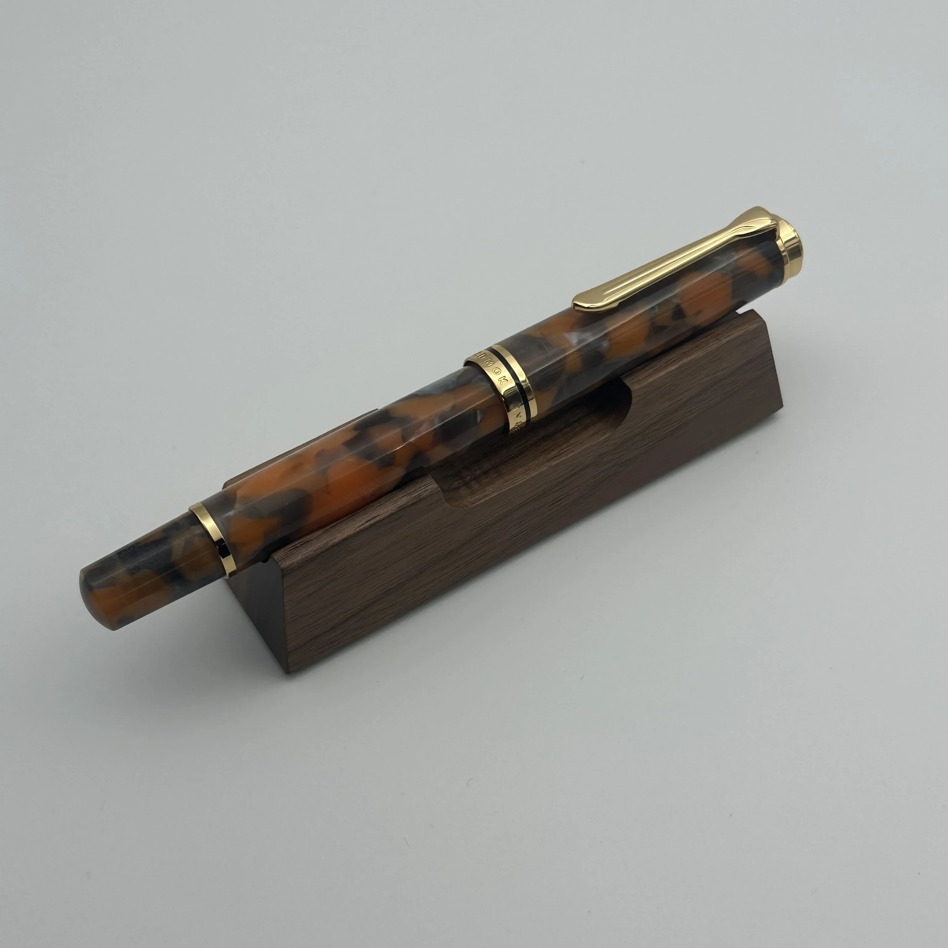 Admok M800 Pen Acrylic Piston Fountain Pen Schmidt Nib F M B 0.5 0.7 1.0MM Nib Golden Clip Writing Office Pen: Orange / EF