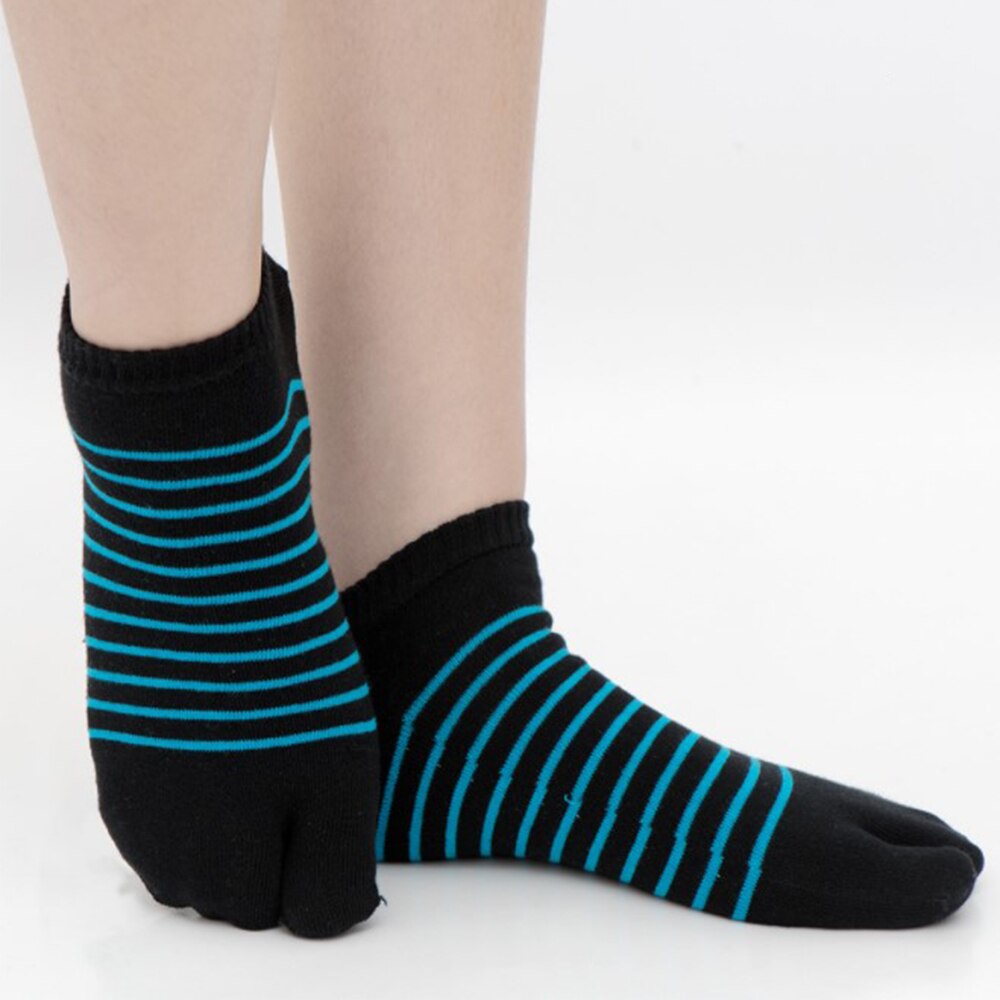 Japanese Kimono Flip Flop Sandal Split Toe Tabi Ninja Geta Socks Men Women Stripe Split 2 Toe Tabi Foot Finger Cotton Socks: Black