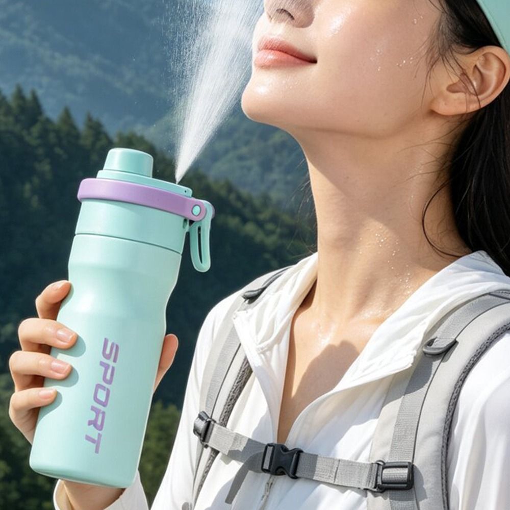 550ml Spray Insulated Water Bottle Large Capacity Leak Proof Sports Water Bottle Spray Cooling with Mist Cooling & Straw