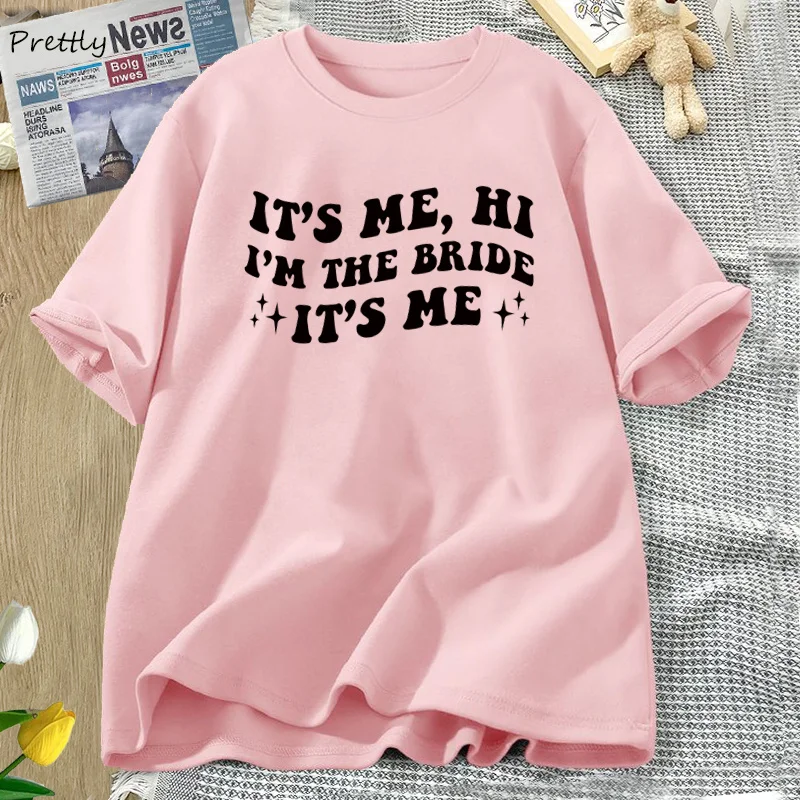 Det er mig, hej, jeg er bruden, det er mig, t-shirt til kvinder, sjov retro, groovy brud, brude-polterabend-t-shirt med korte ærmer, bomulds-t-shirt med tøj: S / Lyserød