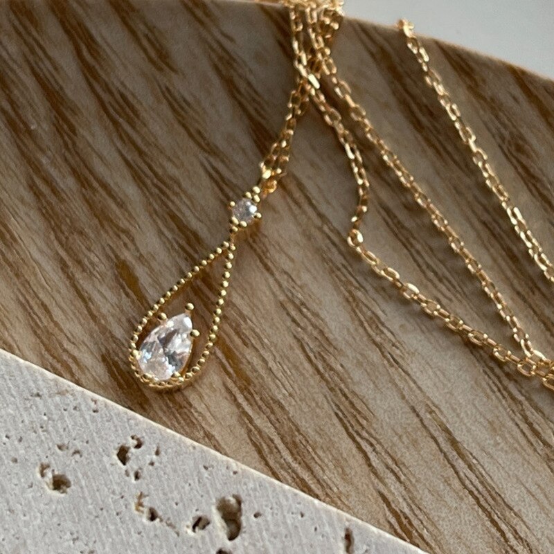Collier Pendentif Goutte En Améthyste Plaqué Or - Chaîne Vintage - Élégant - Occasion Neuf