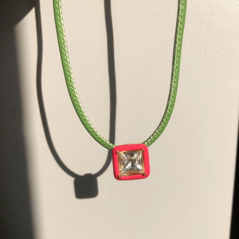 INES nuovo colore cuore fiore iperbole zircone girocollo in pelle collana clavicola per le donne ragazze festa gioielli di moda HANGZHI 2021