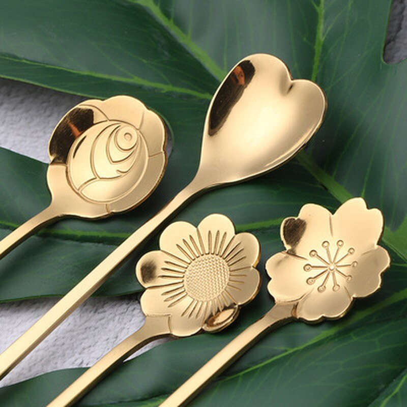 Flowers Gold Spoon Long Handle Dessert Tea Coffee Mixing Spoon Stainless Steel Vintage Teaspoons Drink Tableware 1PC