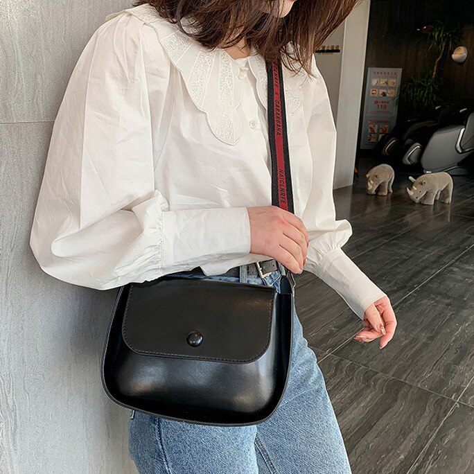 Getextureerde kleine vierkante tas retro schoudertas wilde brede schouderband crossbody tas