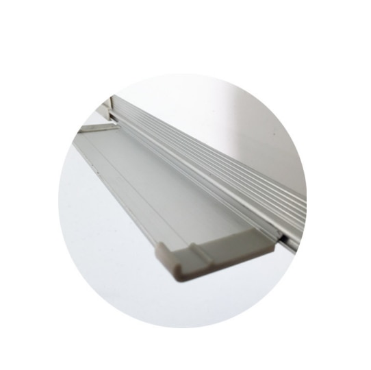 Tableau blanc à effaçable magnétique, cadre en Aluminium argenté de 60x45 cm(24x18 pouces)