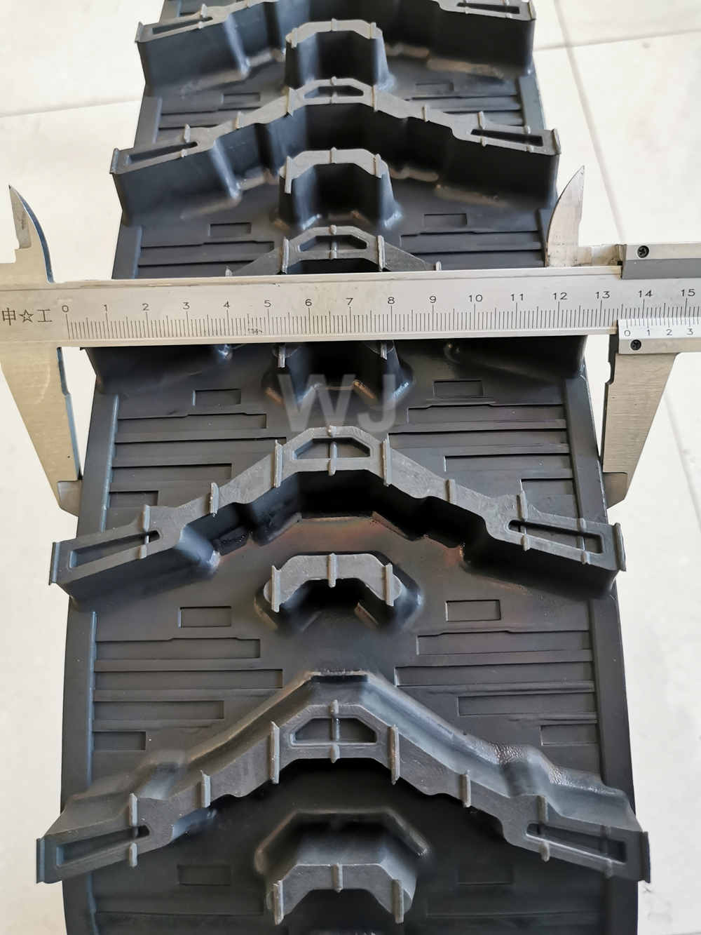 Snow Blower Caterpillar Robot Tracks Snow Sweeper Rubber Tracks 136x60x21mm