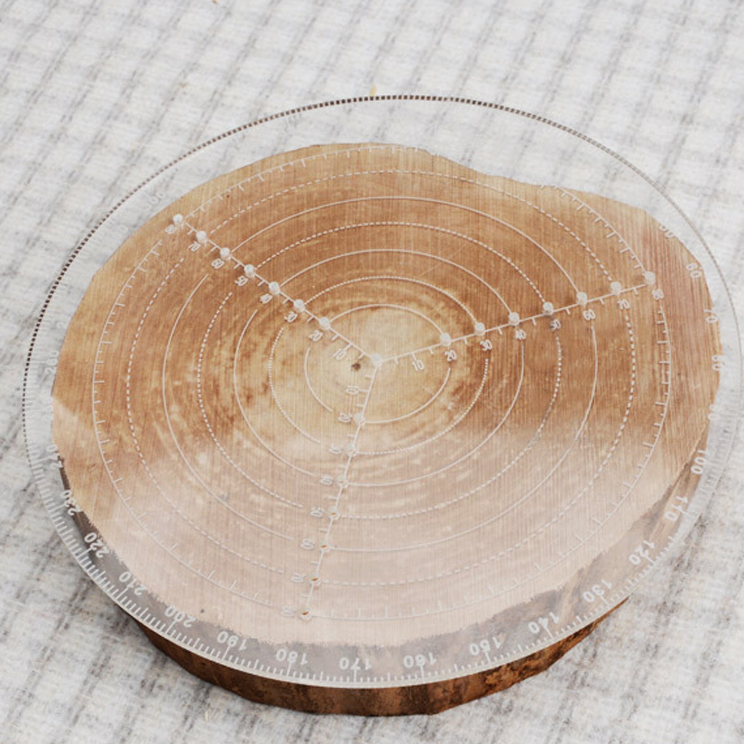 Turning centering rule lathe woodworking tool cart log measuring stick find the center compass hand-draw the round ruler