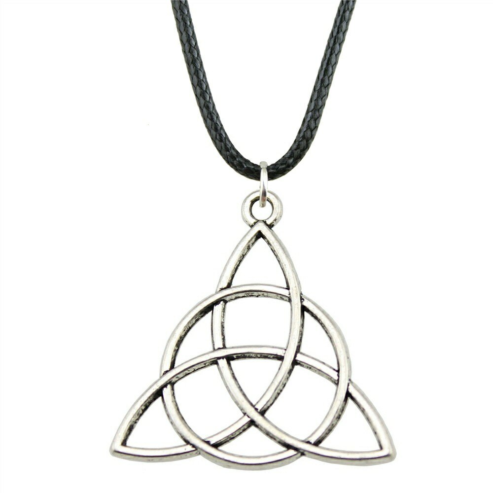 Neue Leder Kette 28mm Triquetra Symbol Anhänger Halskette Für Frauen 2 Farben Antike Bronze- Silber Farbe Überzogen