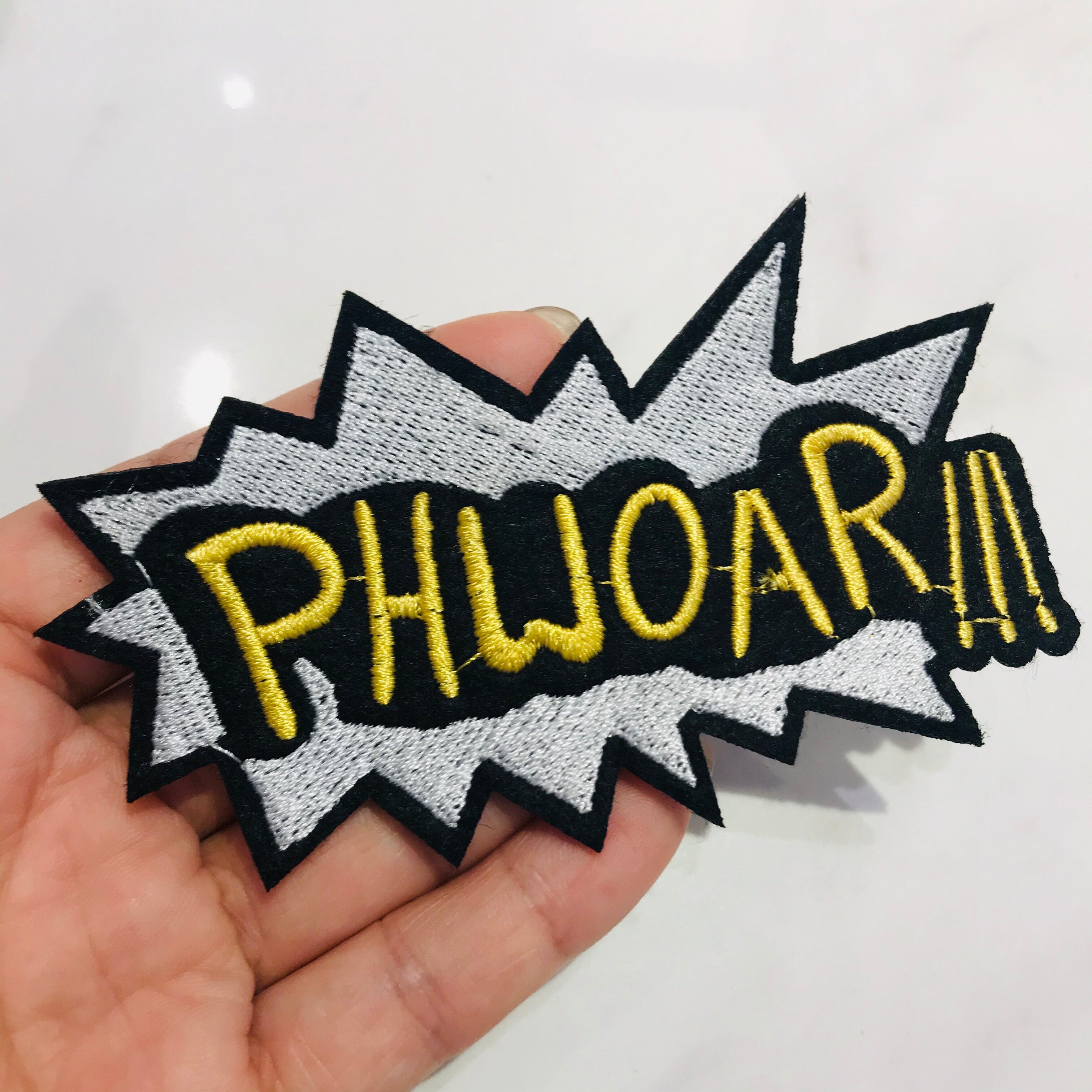 1PCS Embroidery Iron On Applique Sewing Supplies For DIY Apparel Decor Letter Alphabet Patch Fabric Sticker