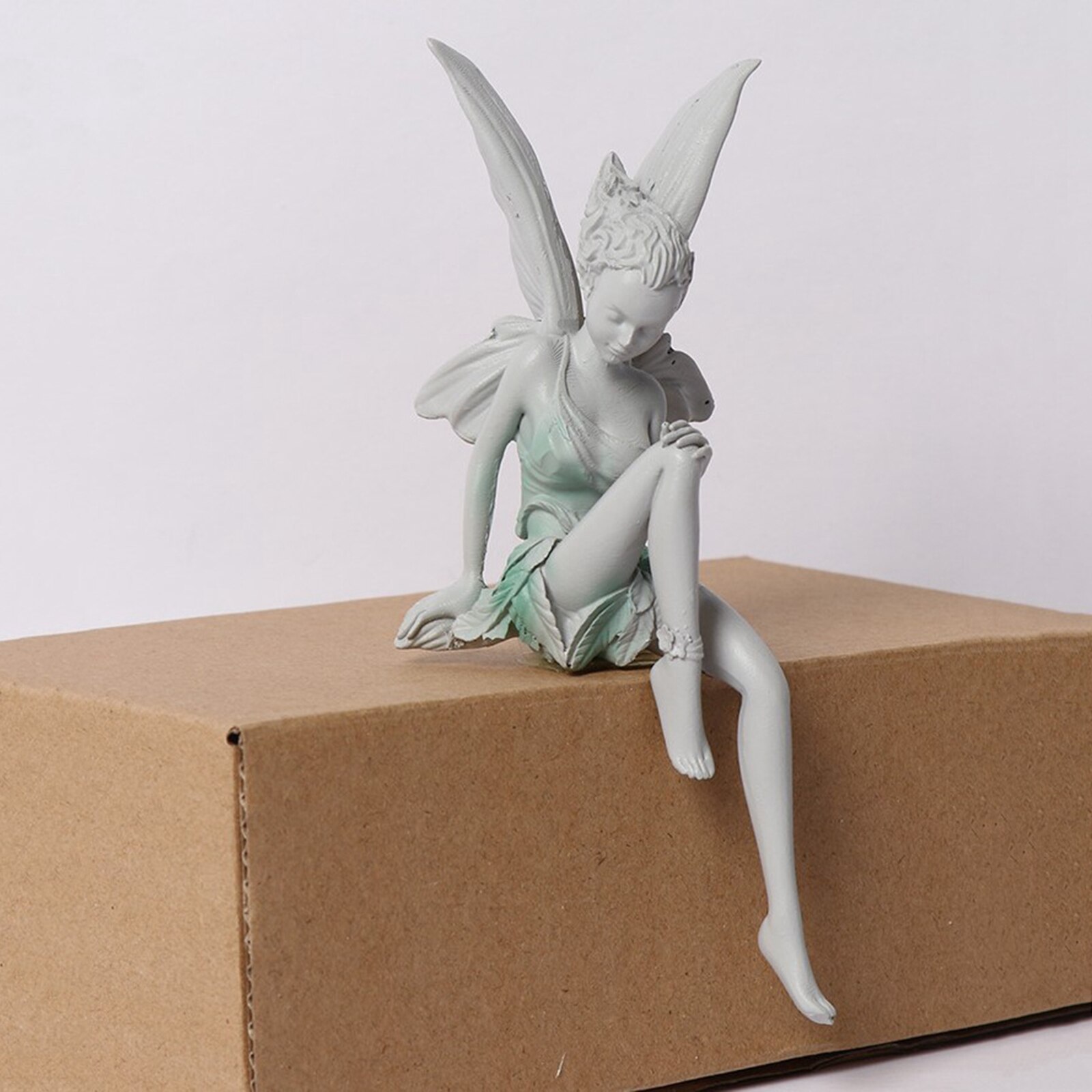 Sitting Fairy Statue Fairy Statue Figurines Outdoor Garden Ornament Resin Craft Yard Garden Decoration Statue