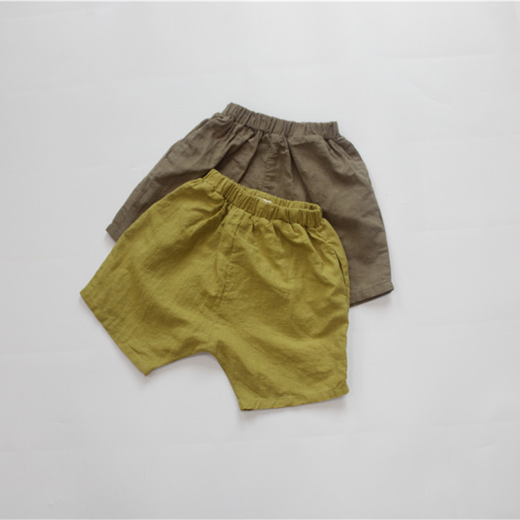 Pantaloncini di lino in cotone per bambini nuovi estivi pantaloni in puro colore stile coreano pantaloncini per bambini Casual allentati