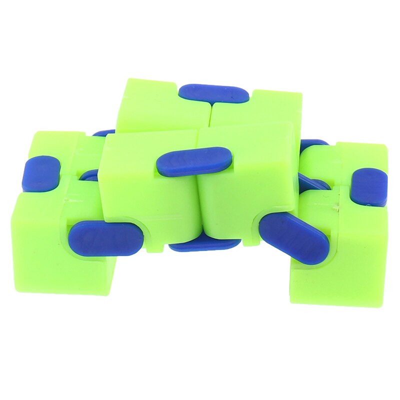 1Pc Infinity Cube Mini Speelgoed Vinger Edc Angst Stress Cube Speelgoed Willekeurige Kleur