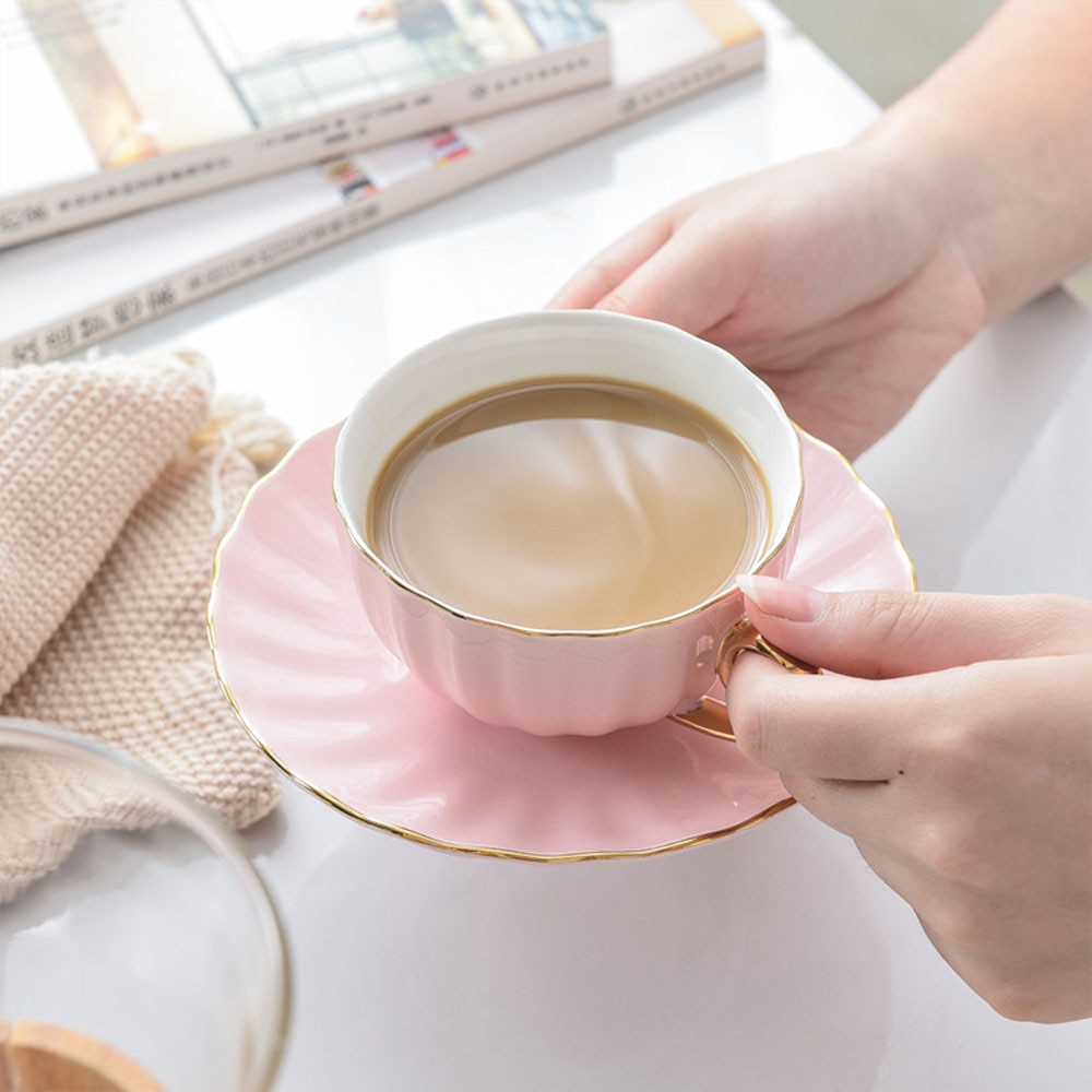 Tasses à café en céramique multicolore, tasses mignonnes, service à thé, ustensiles à expresso, porcelaine créative, moderne Simple, soucoupe en porcelaine