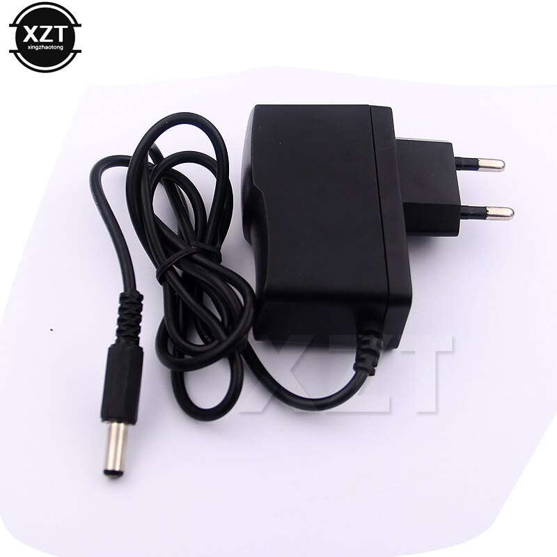 4 Port Vga Splitter 1X4 1 Naar 4 Poorten Vga Video Hd Signaal Versterker 200Mhz Ondersteuning 1920X1440 Met Power Voor Vga Adpater