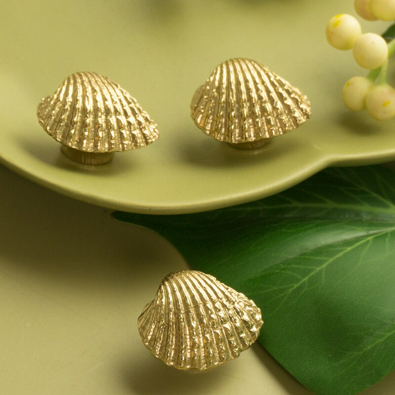 Retro Brass Shell-Shaped Golden Cabinet Knobs Furniture Handles Kitchen Door Handles for Furniture pulls for drawer cupboard