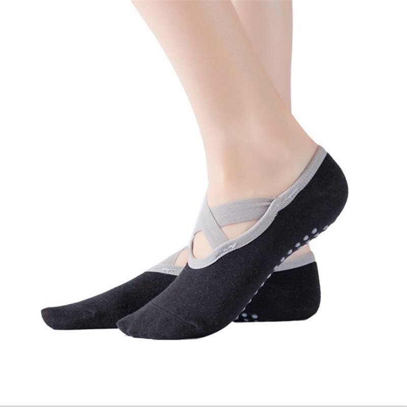 Damen-yoga-socken mit anti-rutsch-funktion, rutschfeste sohle, silikon-socken mit fersenkappe, geeignet für ballett, tanz, fitnessstudio, pilates und andere sportliche aktivitäten.: Schwarz