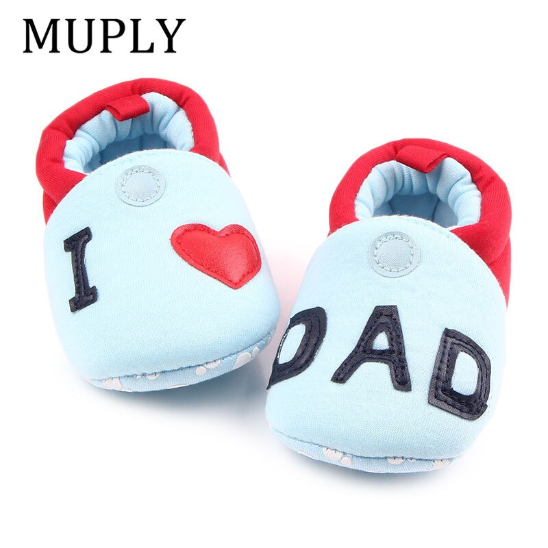 Söta första vandrare vår höst mjuk botten babyskor baby pojke tjej halkskydd tofflor tryck jag älskar mamma/pappa baby par skor