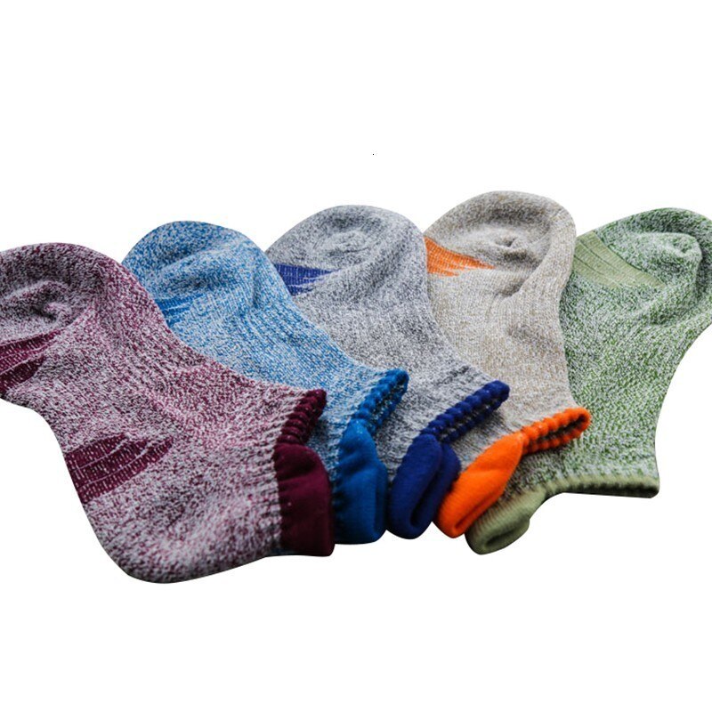 Atmungsaktive Sport-Socken Männer Freien Wicking Athletisch Laufschuhe Socken Rutschfeste Wandern Basketball lässig Socken Männlichen