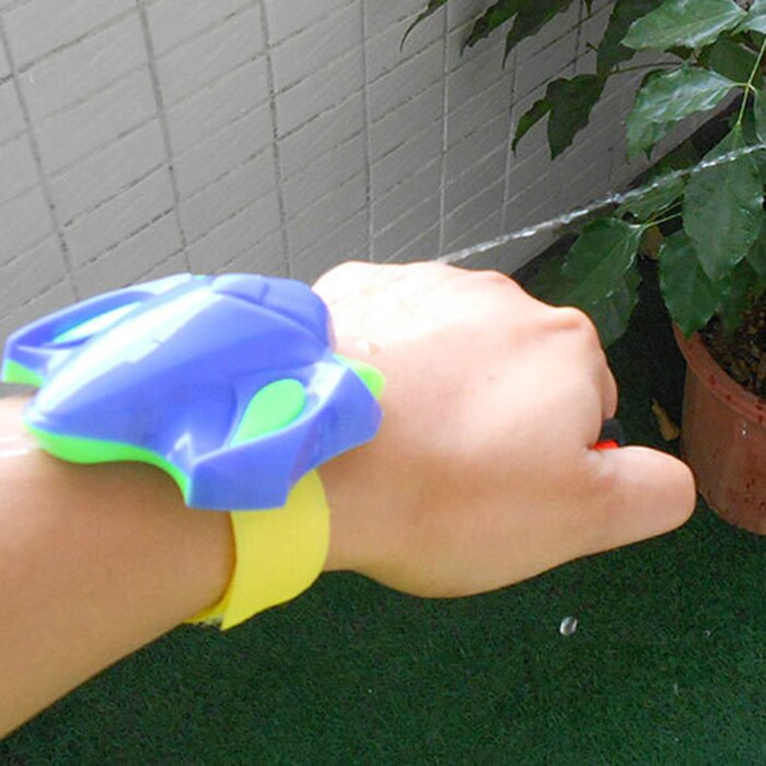 Hand-Held Sprinklers Summer Children'S Wrist Water Jets Beach Water Toys Plastic Sprinklers