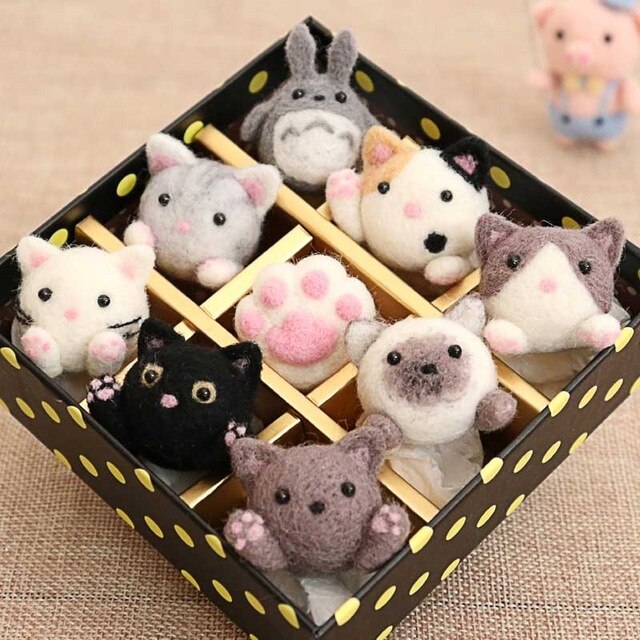 9 pcs /set Dogs Cat Cautus Wool needle felting DIY Handmade Stitch Needlework For special Material Package