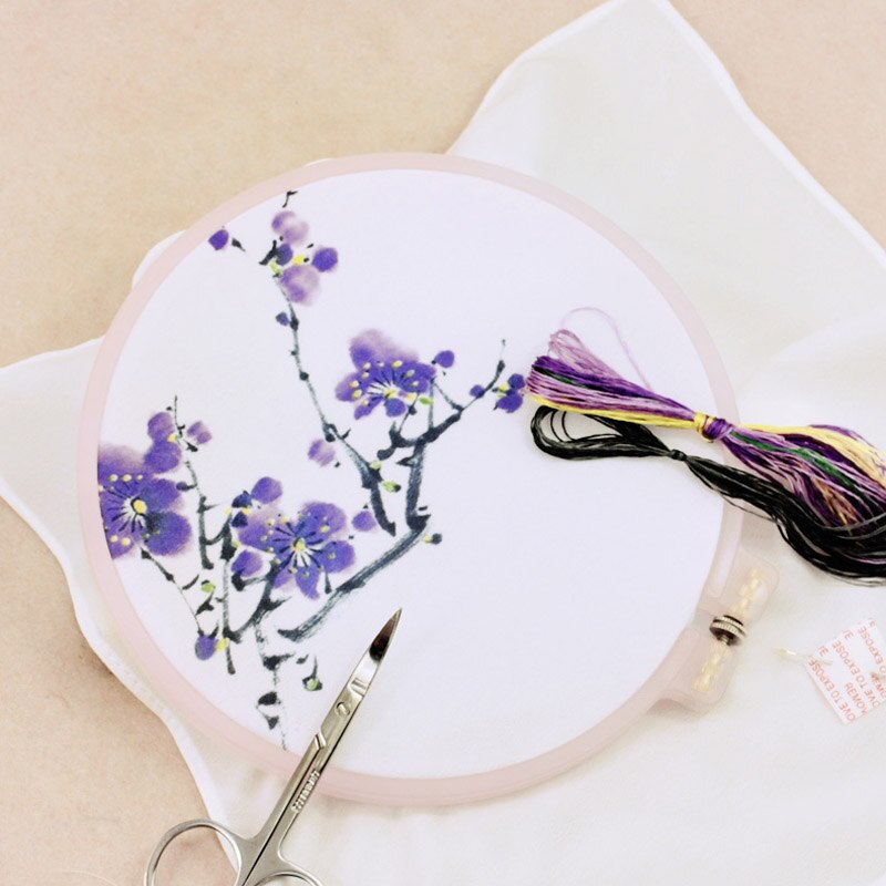 DIY Chinese Silk Suzhou Embroidery Kit with Hoop Flower Printed Pattern Needlework Kit Handkerchief Handmade Sewing Art Craft: 13