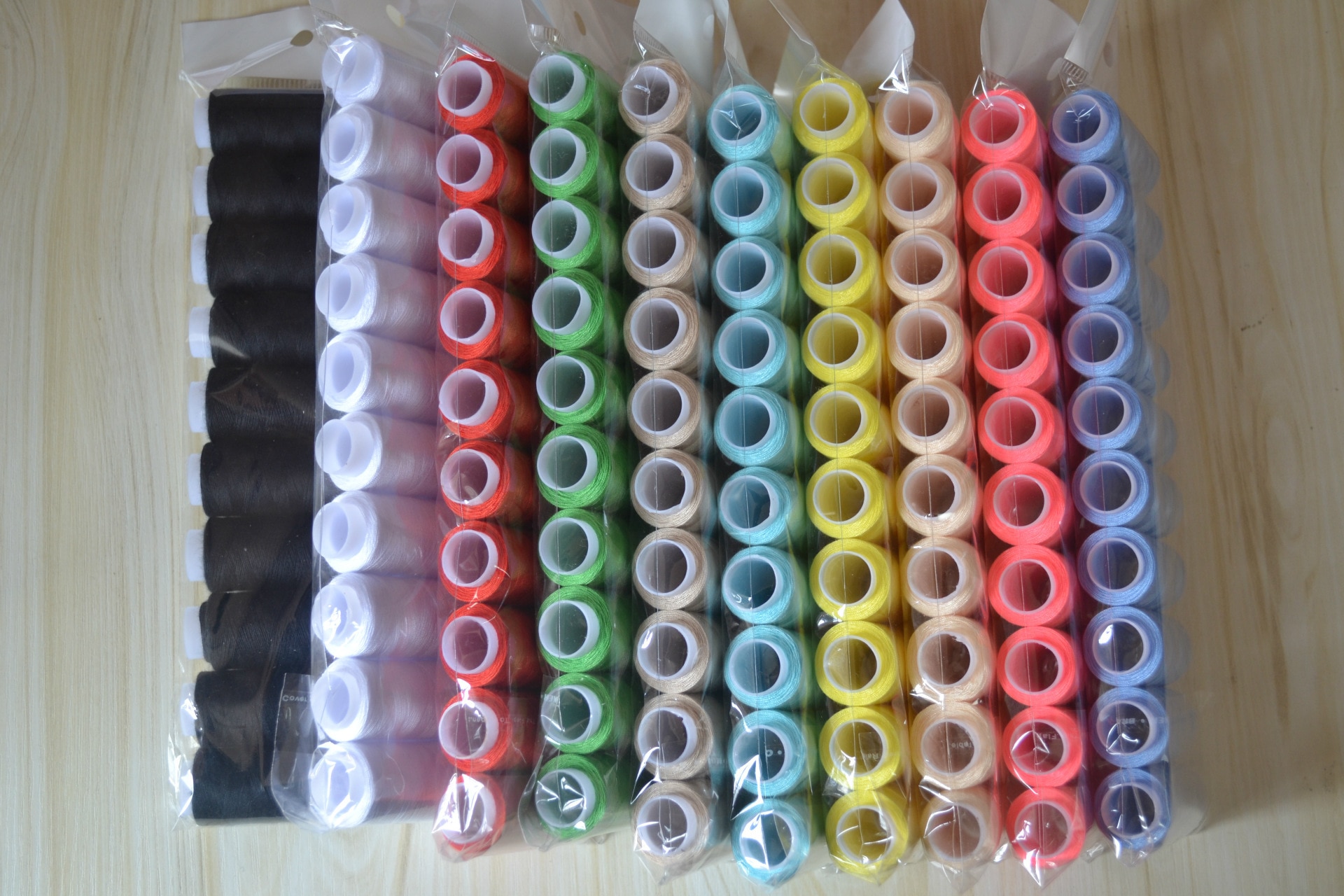 10 Kleuren/Set Naaien Breien Draad Reel Voor Hand Stiksels Machine Naaigaren Fijnste Polyester Duurzaam
