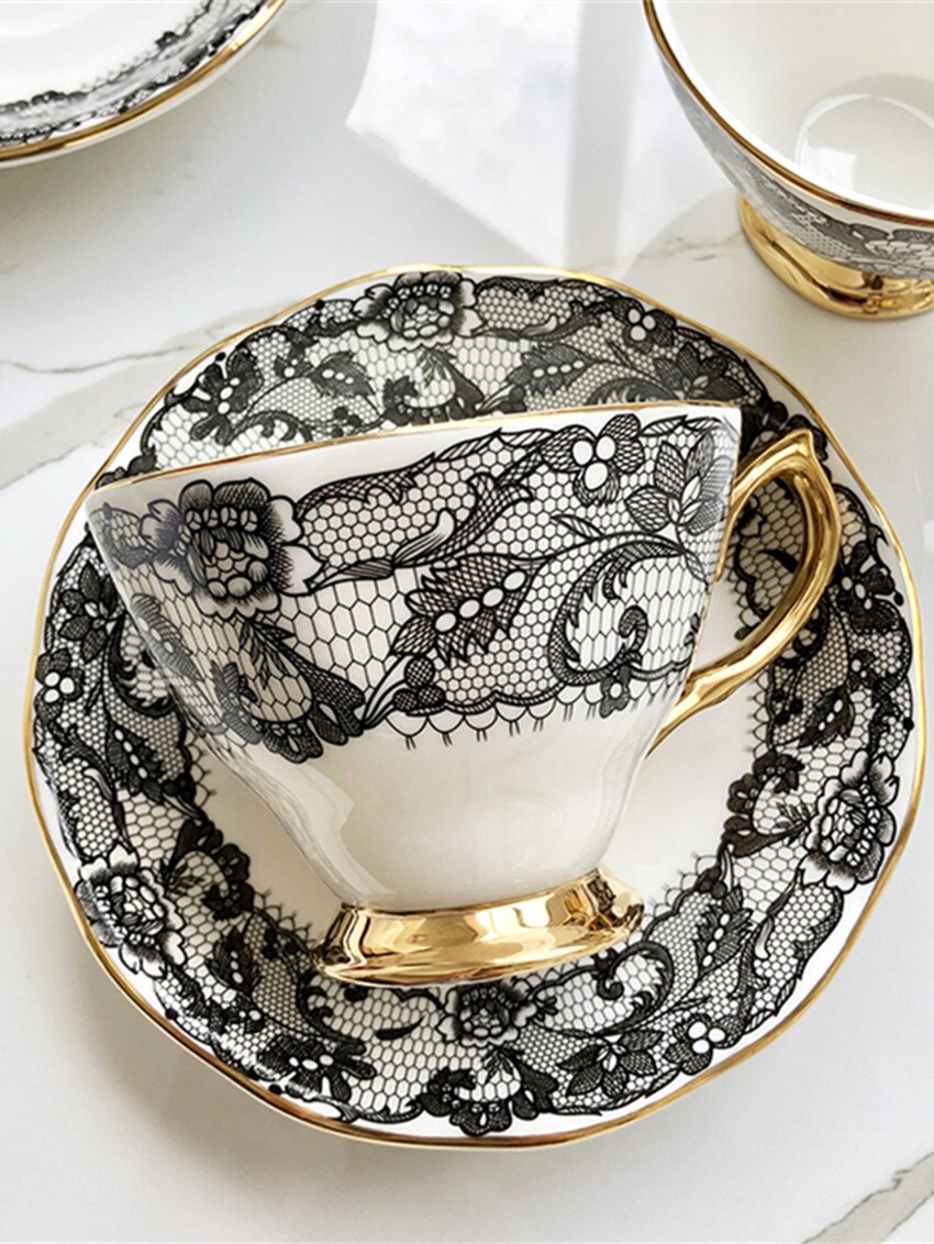 England Bone China Coffee Cup Saucer Set Luxury Afternoon Tea Party Ceramic Dessert plate Lace Porcelain Tea Cups