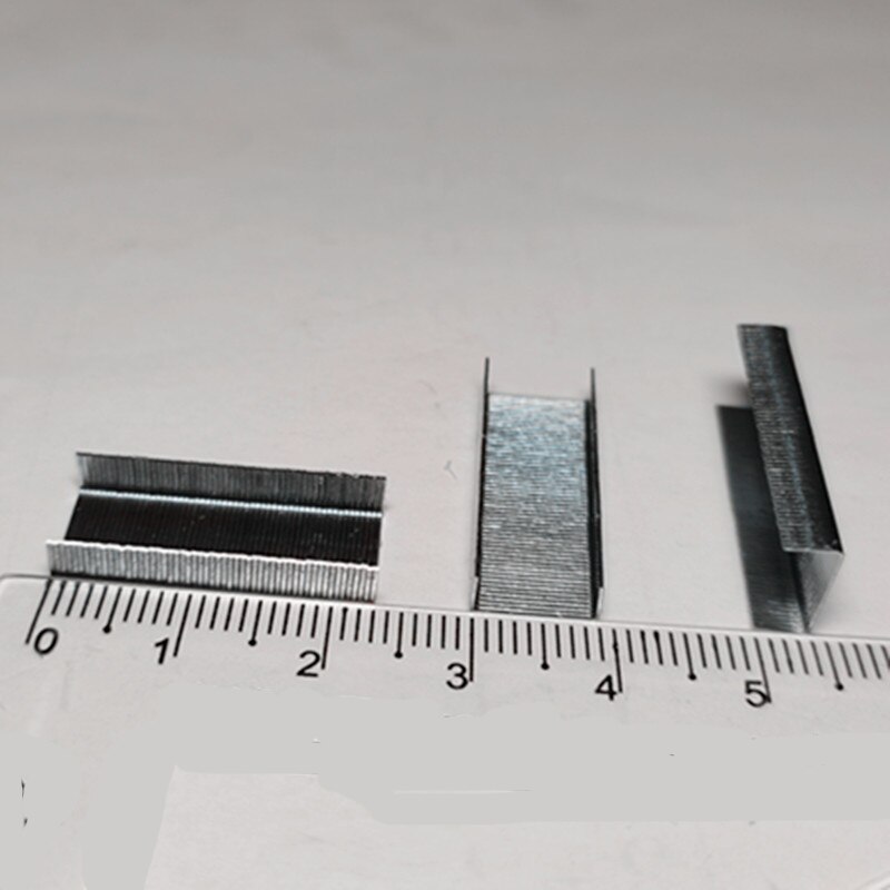 Grapas grandes de Metal tipo 10 en caja de ciudad, pequeñas grapas de Metal galvanizado, 1000 piezas, una caja de grapas