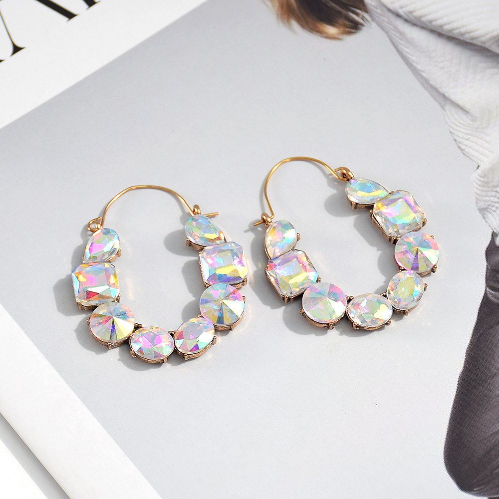 -Sell Colorful Rhinestones Metal Long Dangle Earring High Trendy Crystal Jewelry Accessories For Women: Light Yellow Gold Color