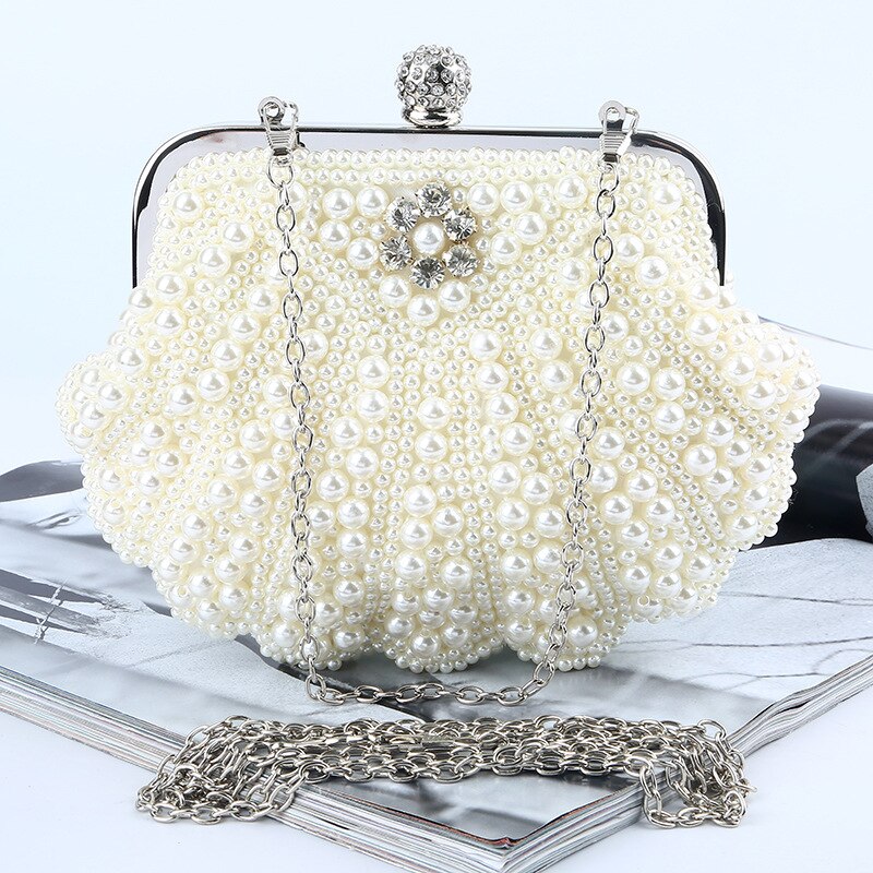 Luxury Pearl Shell Women Evening Bags Beaded Handmade Diamonds Chan Shoulder Messenger Bag Crystal Wedding Evening Bag: beige