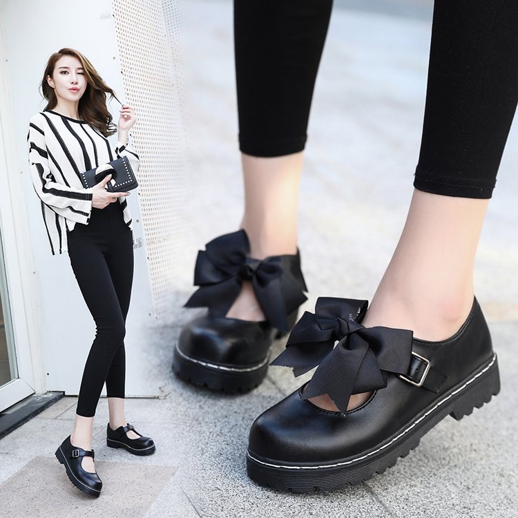 Chaussures Lolita petites chaussures d'été doux fille chaussures femmes japonaises chaussures simples mignon tête ronde étudiant poupée chaussures