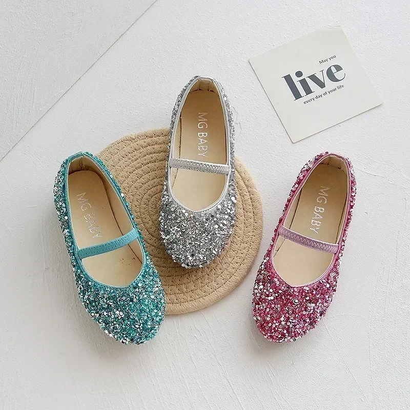 2025 Lente 1 tot 12 jaar oude meisjes kleden Schoenen Schoonheid Puntschoen Tienermeisje Leren Schoenen Bling Prinses Trouwschoenen