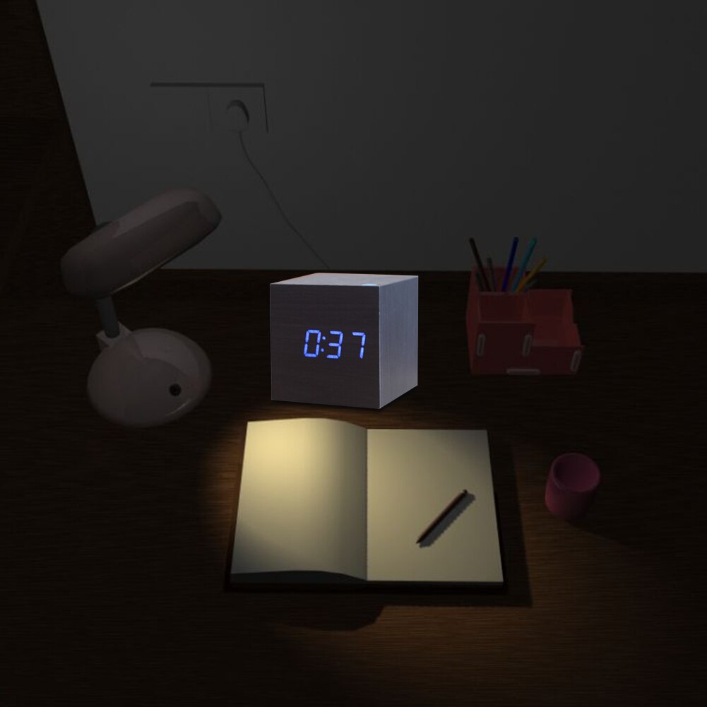 Horloge miroir en bois moderne commande sonore | Horloge numérique de bureau, horloge numérique, horloge électronique