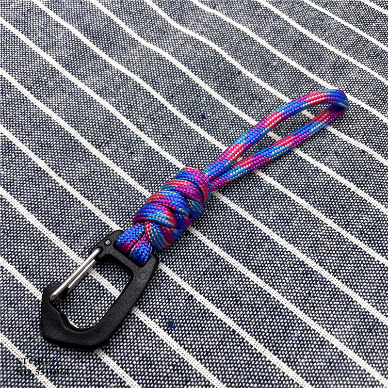 LLavero de Paracord para exteriores, cordón de nailon trenzado, cuerda de paracaídas de alta resistencia, mosquetón, llavero para mochila de teléfono: Naranja