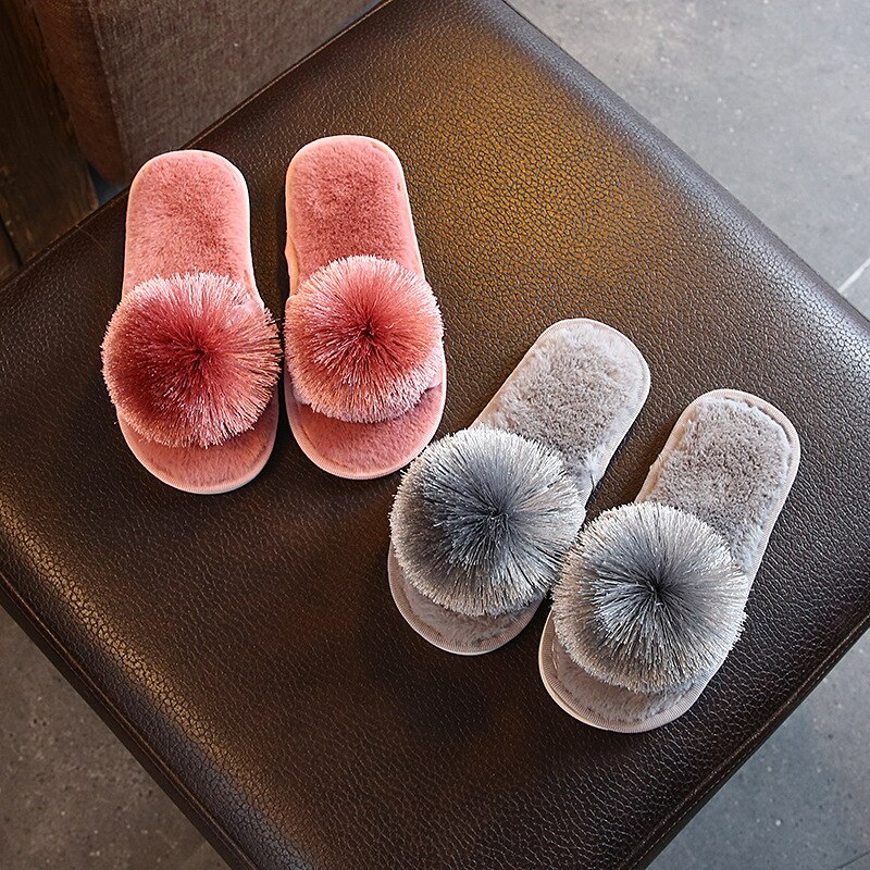 Herfst Pluche kinderen Slippers Meisjes Mode Fleece Thuis Indoor Non-slip Slippers Effen Slippers Kids Maat 26-35 leuke