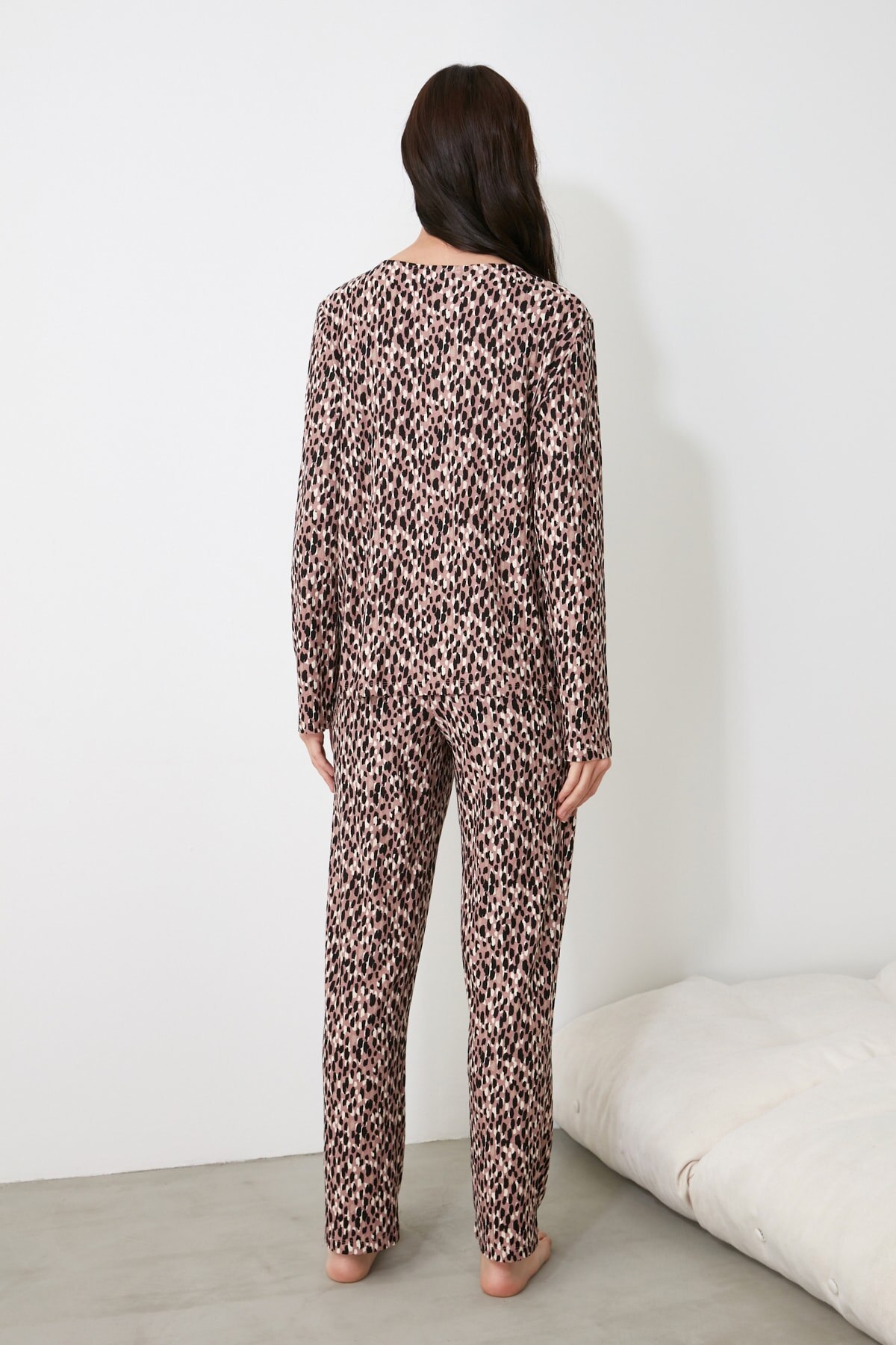 Trendyol Luipaard Print Gebreide Pyjama Set THMAW21PT0731