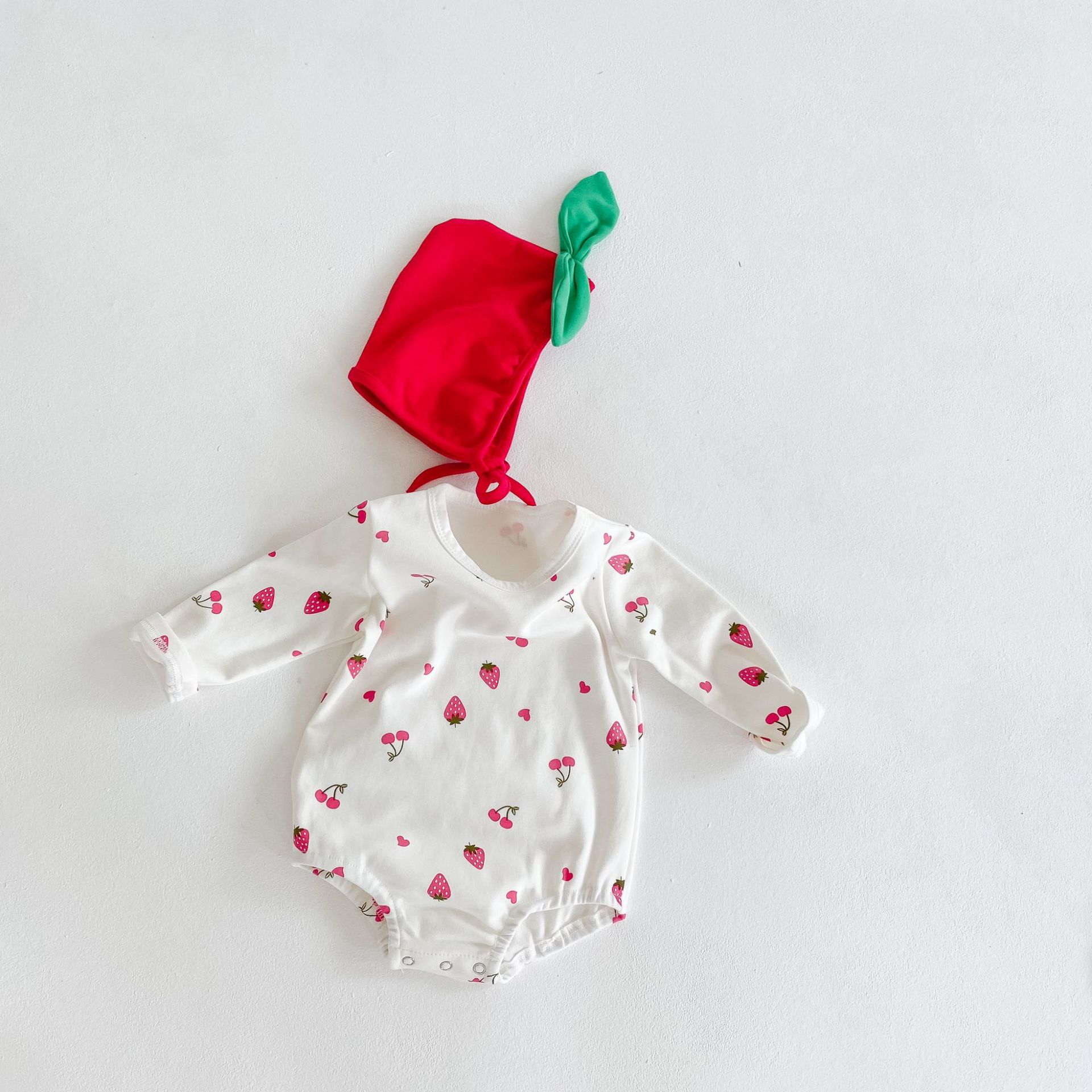 Herfst Baby Meisje Bodysuits Jongens En Meisjes Fruit Gedrukt Een Stuk Pak Bodysuit Kruipen Kleding Hoed Baby Meisje kleding: Rood / 9m