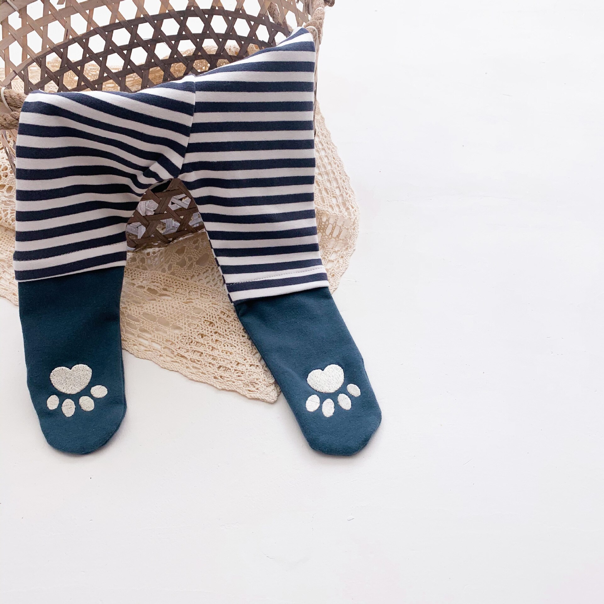 Leggings in cotone con cuciture nuove neonate autunnali