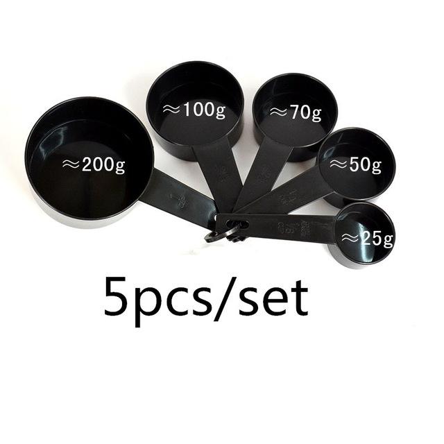 5/10pcs Kitchen Tools Measuring Spoons Set Teaspoon Coffee Sugar Scoop Cake Baking Measuring Cups Kitchen Cooking Baking Tools: Black-5Pcs Cup