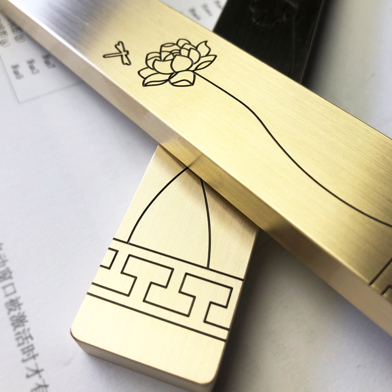 Brass Paperweight Paper Press Paperweights Carving Calligraphy Painting Paperweights Chinese Style Lotus Pattern Metal Ornaments