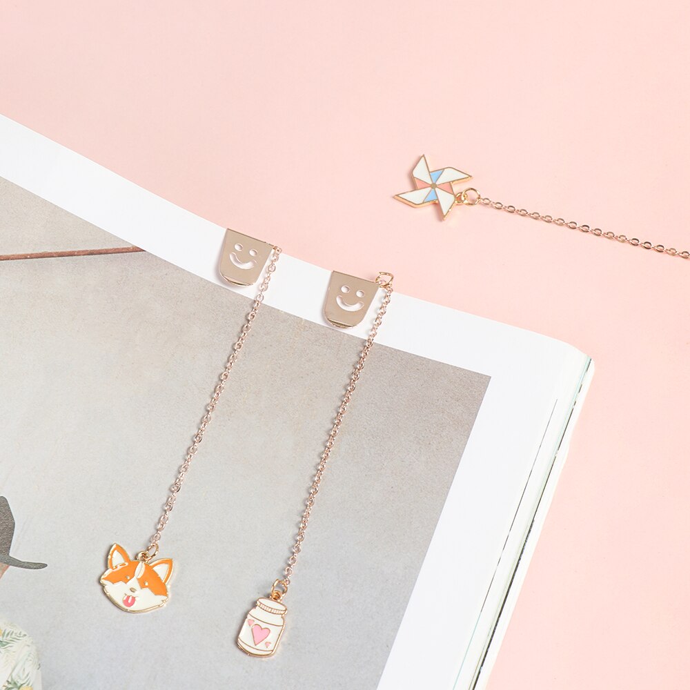1PC Cartoon Character Bookmarks Metal Pagination Mark Cute Pendant Bookmark Marker Clip Stationery School Office Supplies
