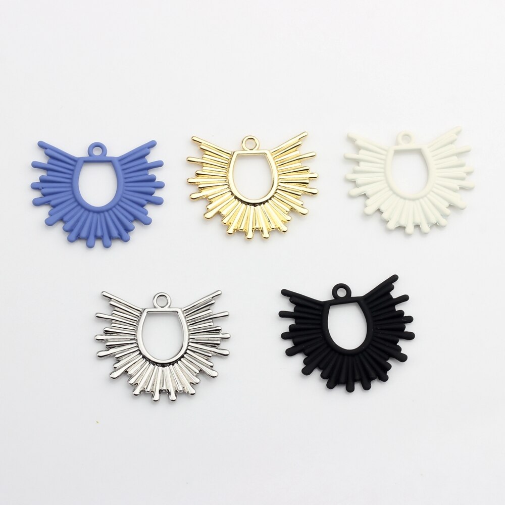 Accesorios para hacer pendientes de joyería, Charms de aleación de Zinc de Color dorado con pintura en aerosol geométrica exagerada, flores del sol, 6 unids/lote