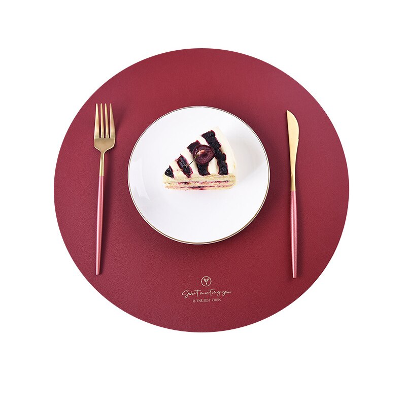 Inyahome runde læder dækkeservietter til spisning imiterede store pu dækkeservietter og små kaffeunderlag til køkken i hjemmet vandtætte: Cirkel rød