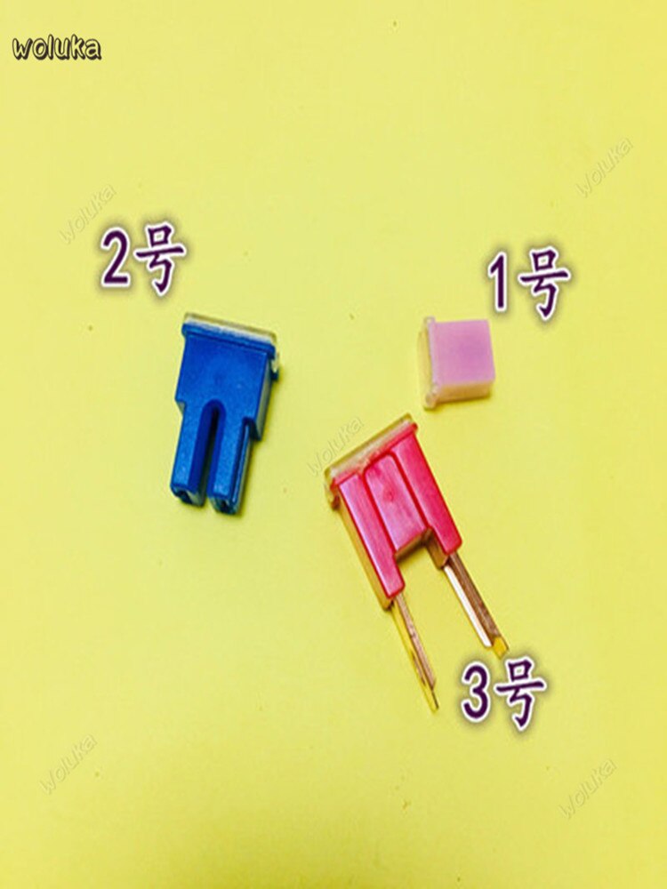 Car Square Fuse Short Foot Long Square Block Insurance Car Fuse Box Small Interpolation Large Outer Insurance CD50 Q04