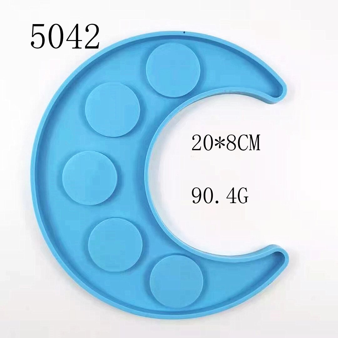 Moon Shape Candlestick Silicone Mould for Diy Handmade Crystal Epoxy Resin Moon Wine Glass Tray Mold Home Decoration Newest: 5042