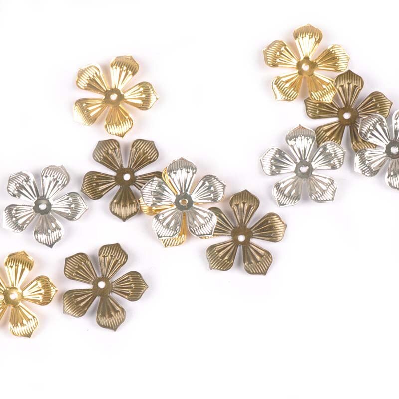 50 Uds. Y flores doradas con filigrana de conectores/Plateadas/bronce, adornos para álbum de recortes DIY, decoración hecha a mano para el hogar, artesanía de Metal Yk0742