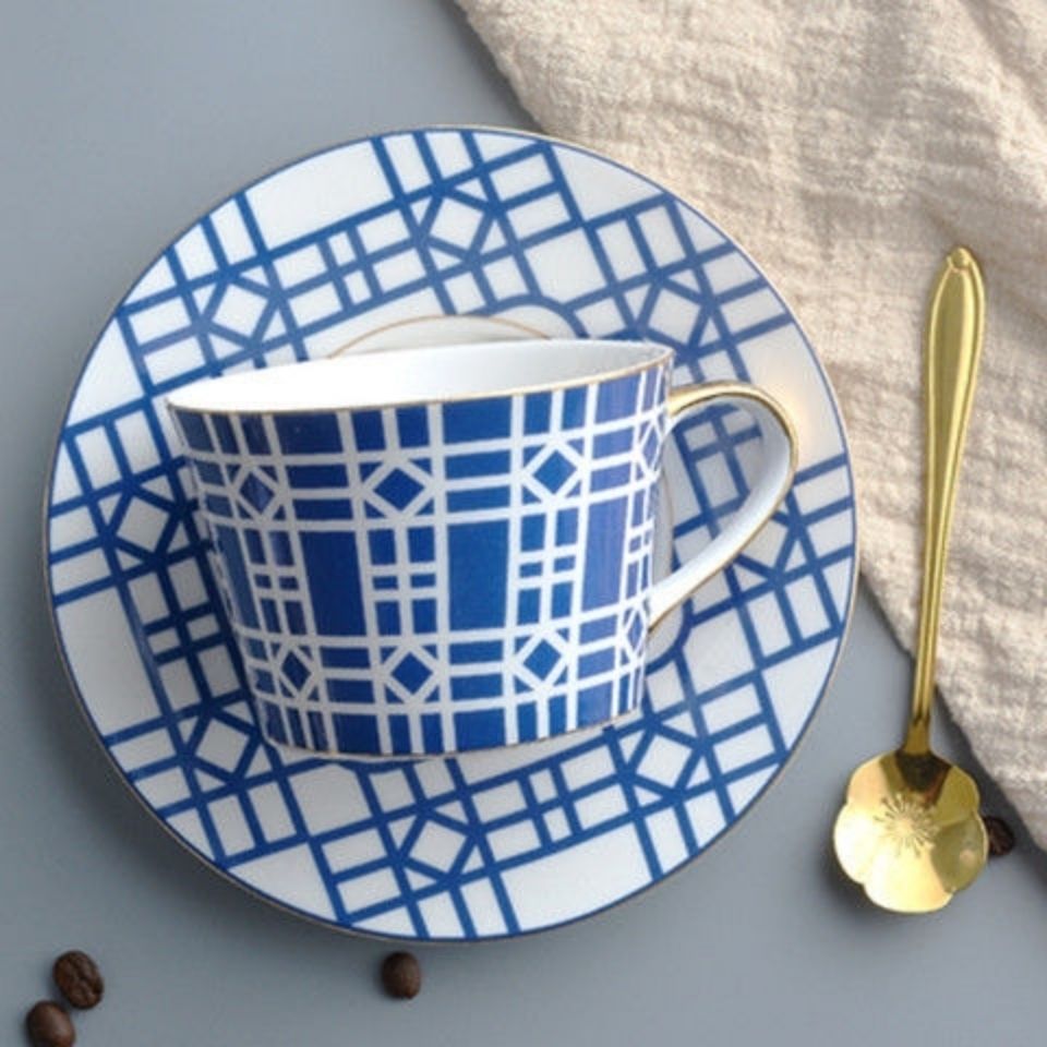 Ins – ensemble européen de tasses à café en céramique, tasse créative, maison avec soucoupe, cuillère, tasses à thé et soucoupes, Latte, pour amis