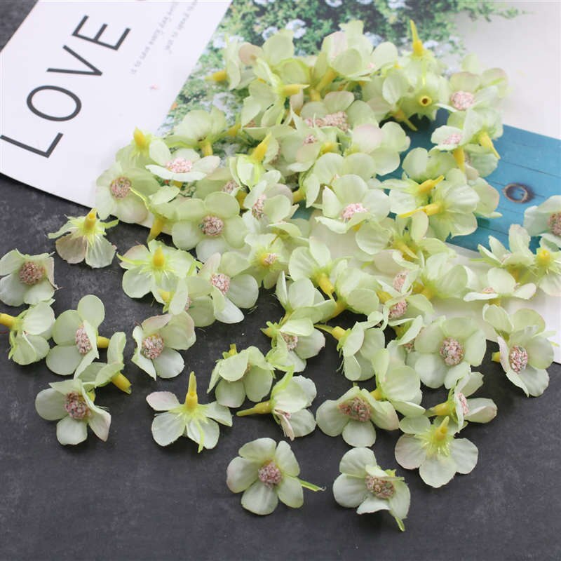 50 stuks 2cm veelkleurige madeliefjeshoofdjes mini zijden kunstbloemen voor kransen, scrapbooks, decoratie voor thuis en bruiloften: Groente