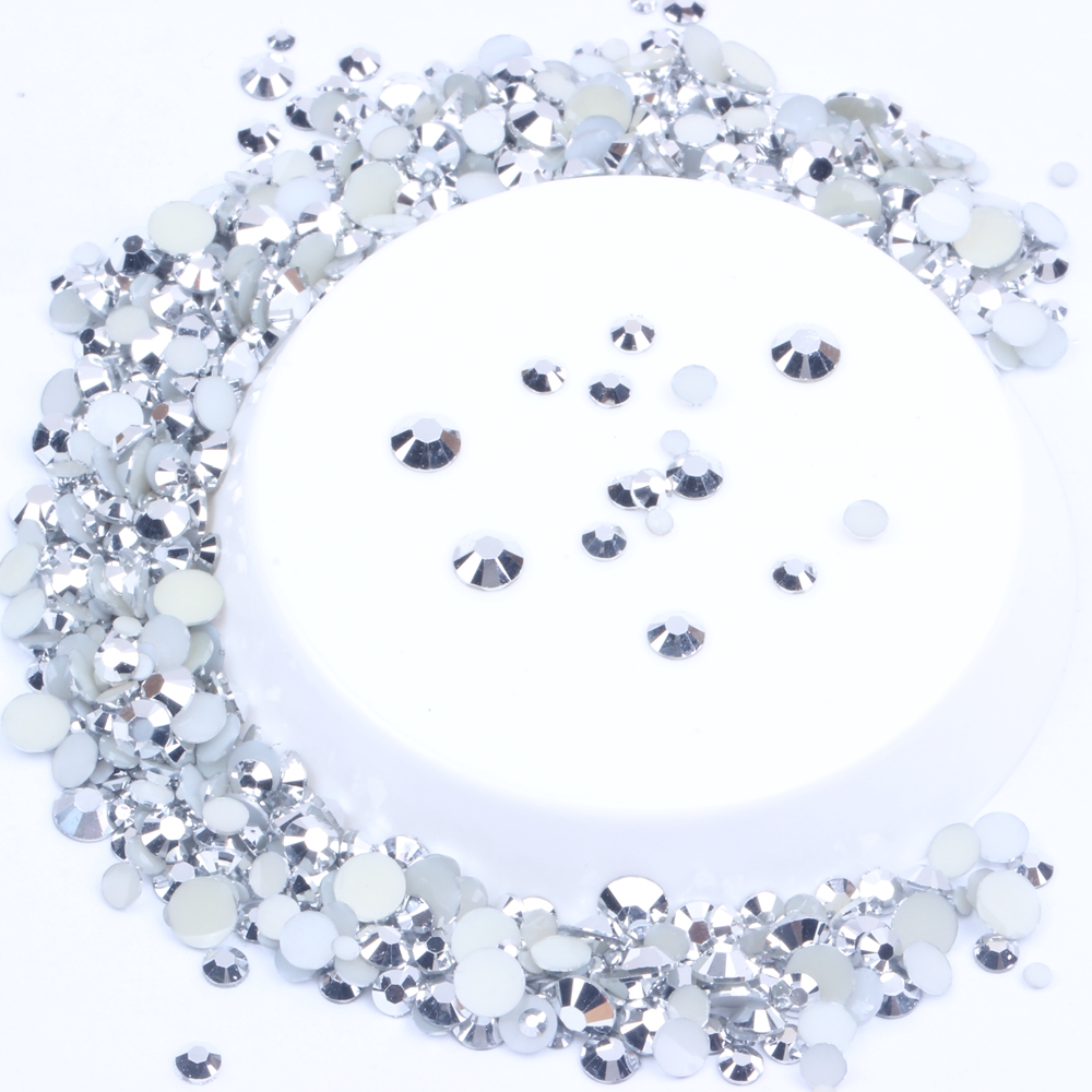 Hars strass steentjes zilver coating 2-6mm ronde platte achterkant niet-fixerende diamanten applicaties voor ambachtelijke stoffen trouwjurken
