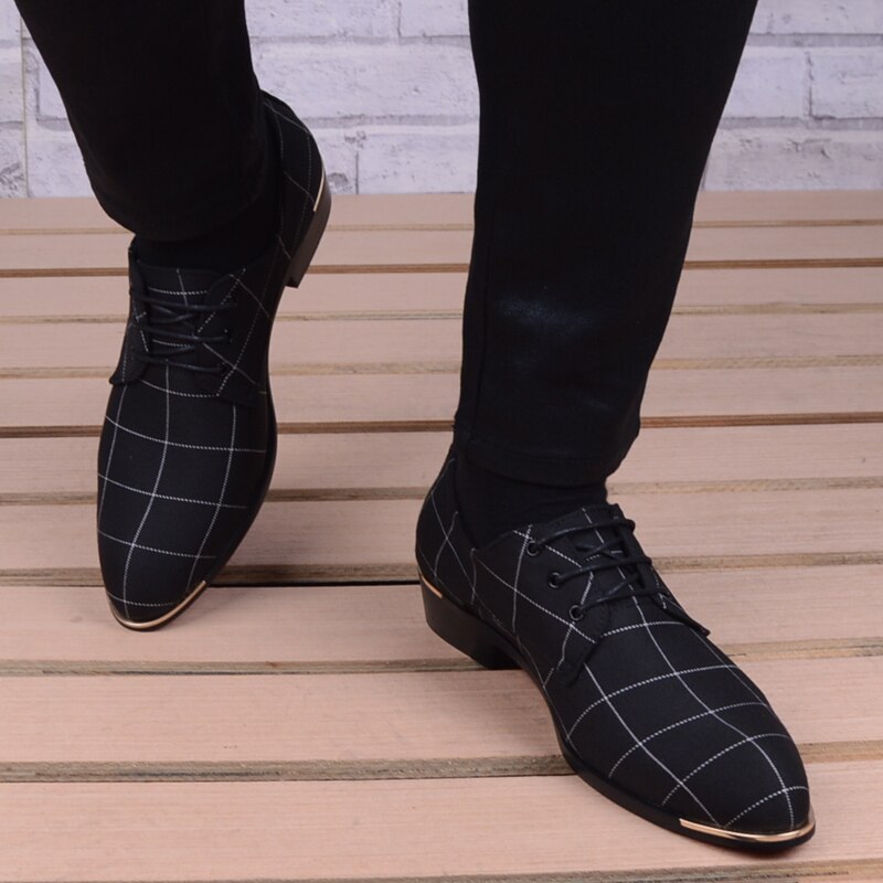 Männer Klassische Geschäft Schuhe Mann Kleid Schuhe Korea Spitz Spitze-hoch Formale Hochzeit Schuhe Männer Schwarz Gitter neue